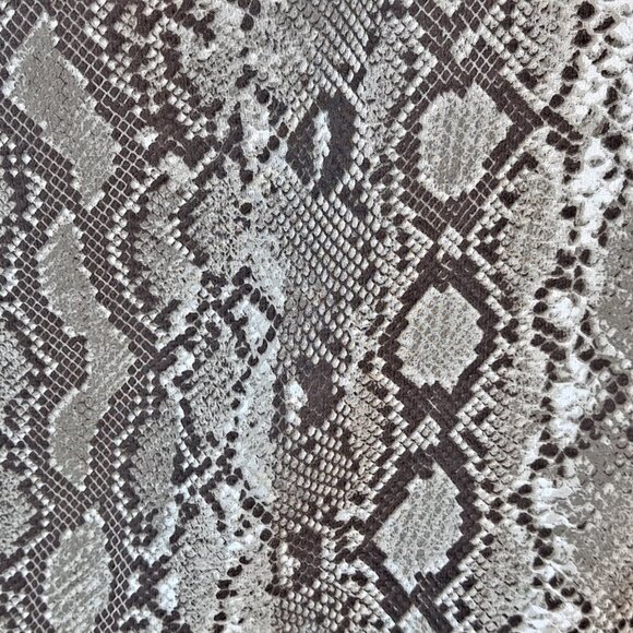 Michael Michael Kors Size Medium Cowl Neck SnakePrint Sleeveless Blouse EUC - Picture 3 of 10